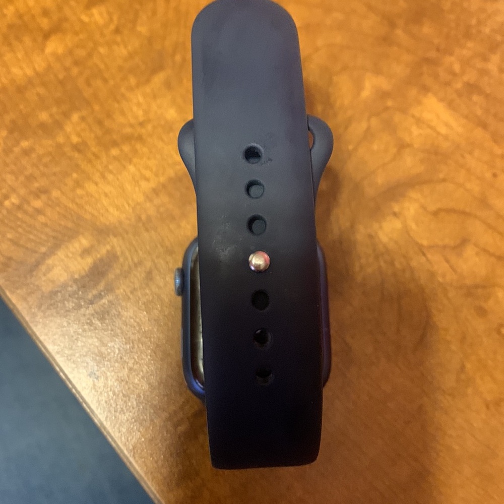 Apple Watch - Picture 4 of 4